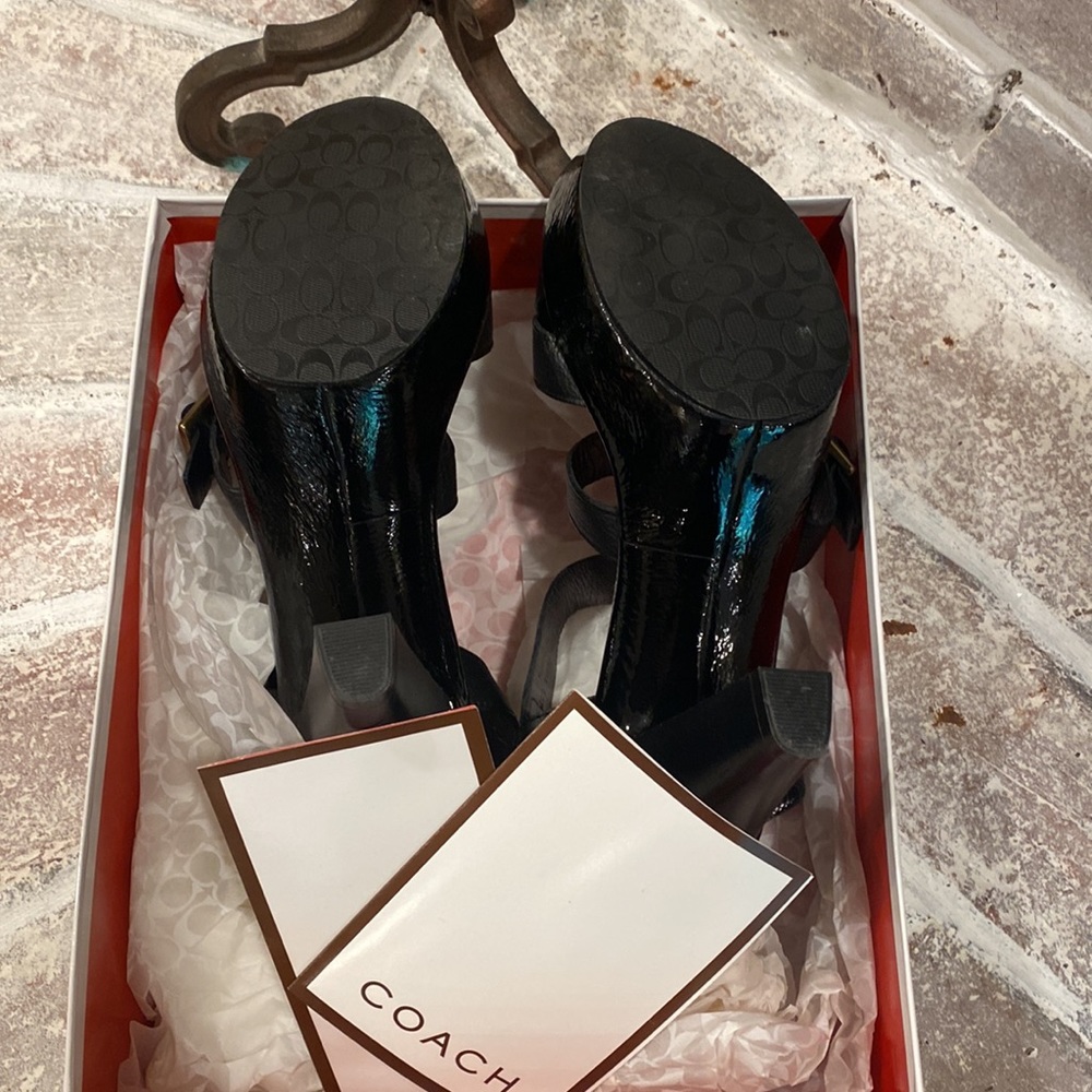 NWT.  Coach 3.5” heels. Jamie Textured Calf. Leather and Patent Platform - Picture 10 of 11